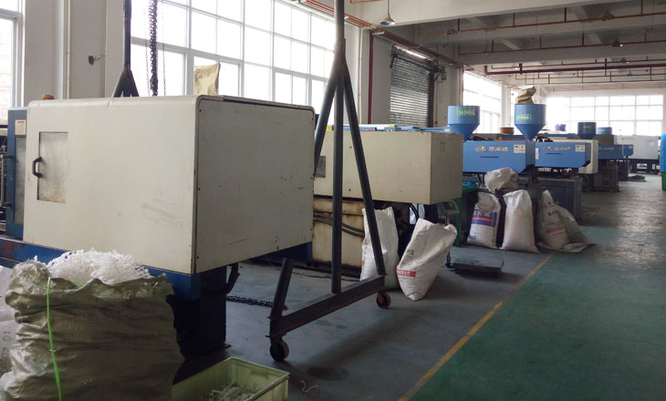 車間設備展示&mdash;&mdash;注塑機3